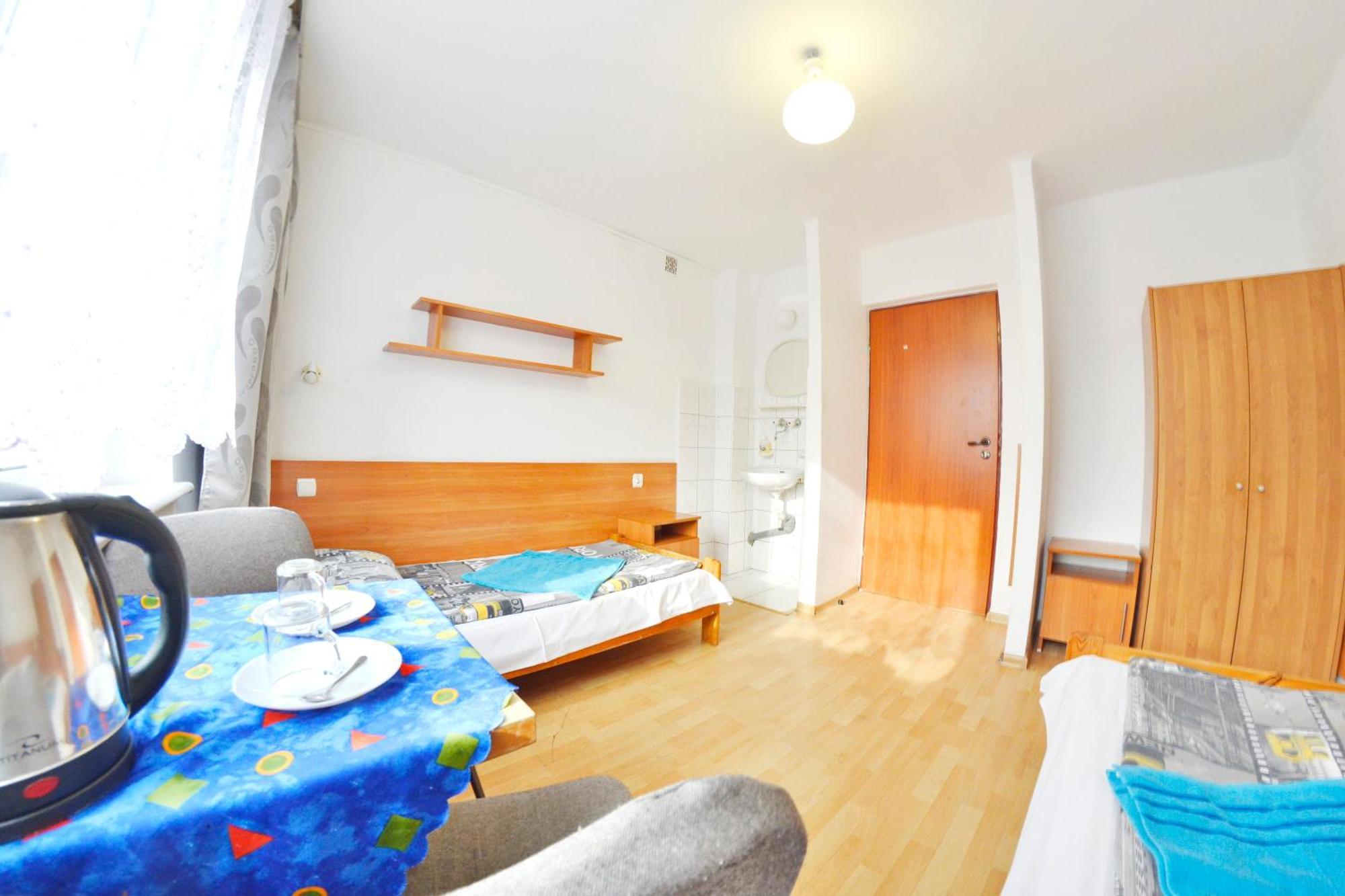 Twoj Hostel Руда-Шльонська Екстер'єр фото