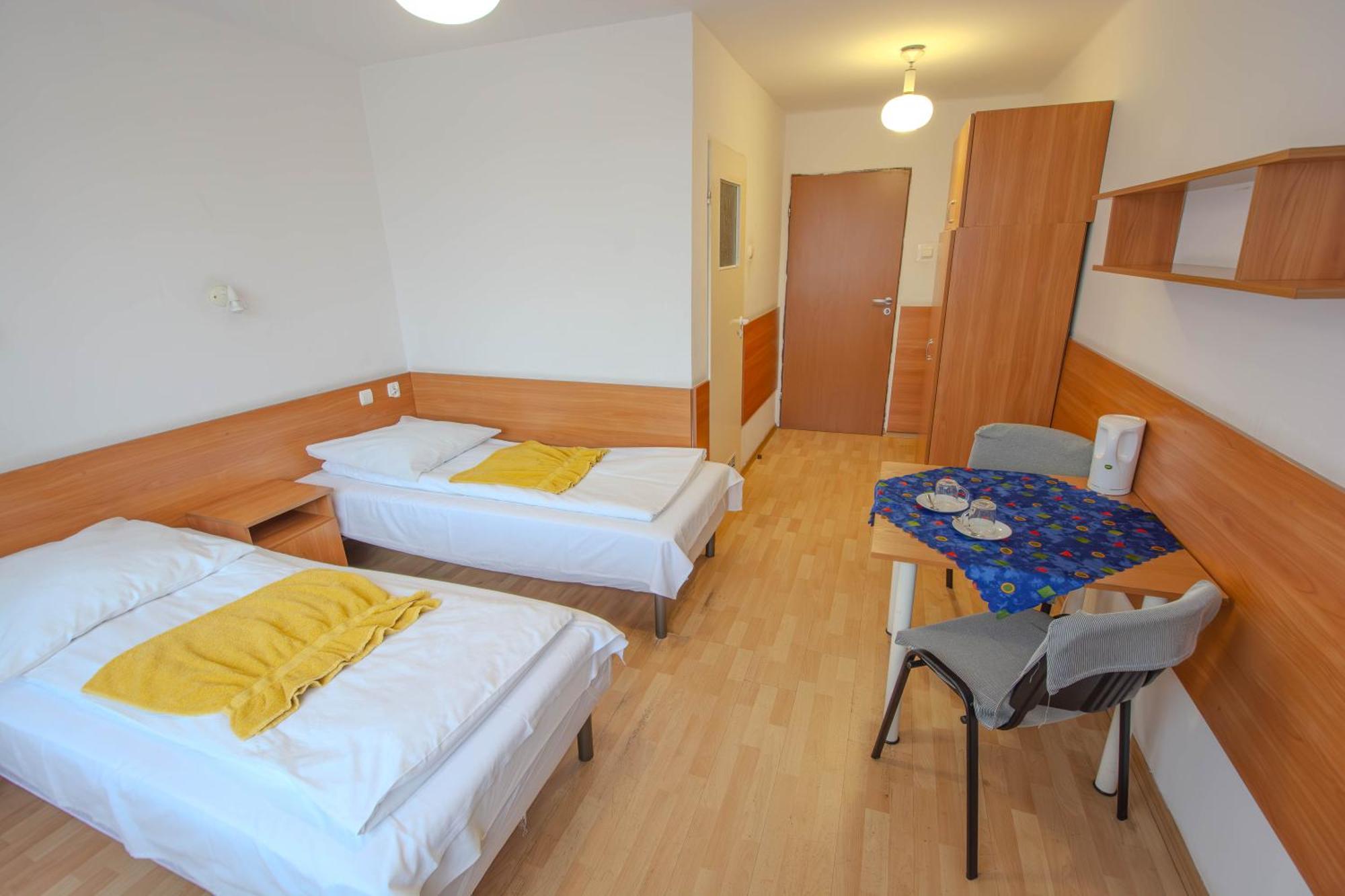 Twoj Hostel Руда-Шльонська Екстер'єр фото